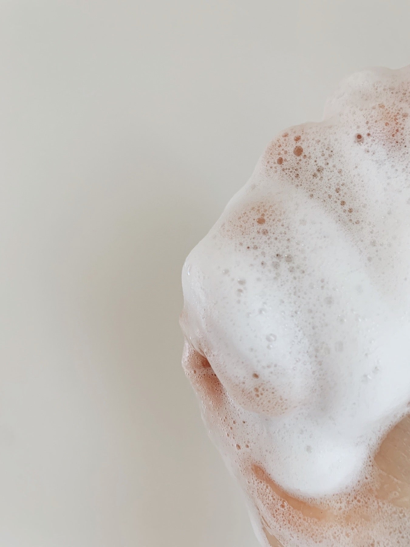 Hydrating Shampoo Bar, Geranium - 80 g.